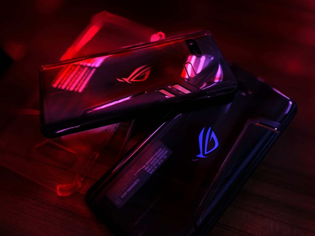 ASUS introduced the new ROG Phone 3 for mobile gamers, featuring great specs and long battery life.