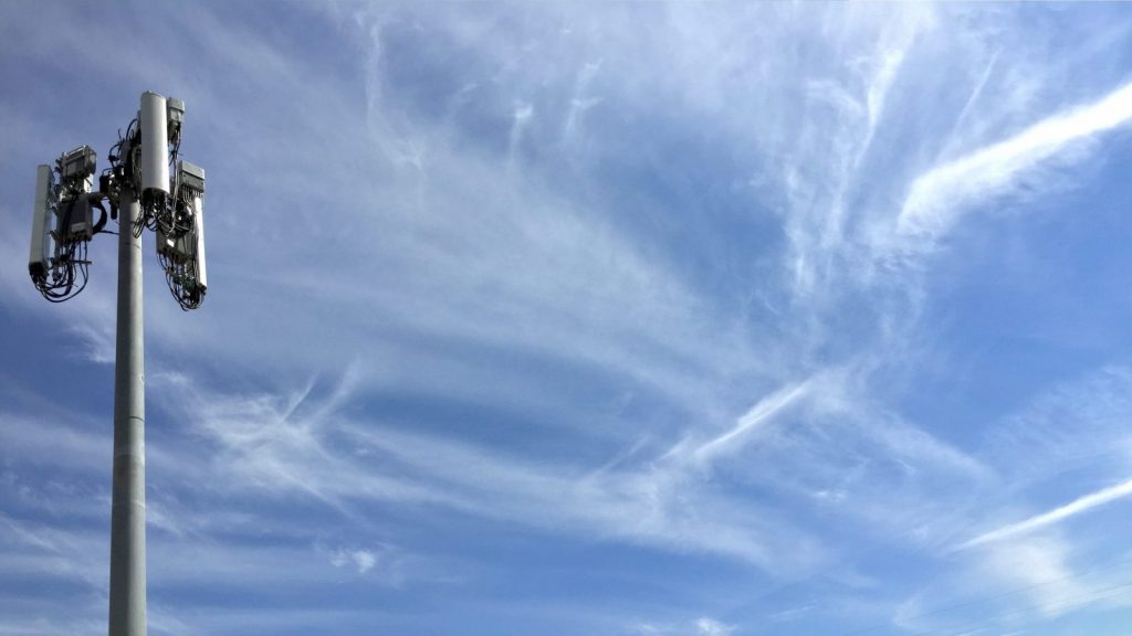 FCC to Spend $9B to Expand 5G Across Rural America