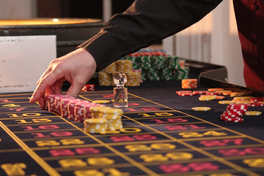 What offers DD Consultus as gaming consultancy Curacao? roulette 2246562 1280