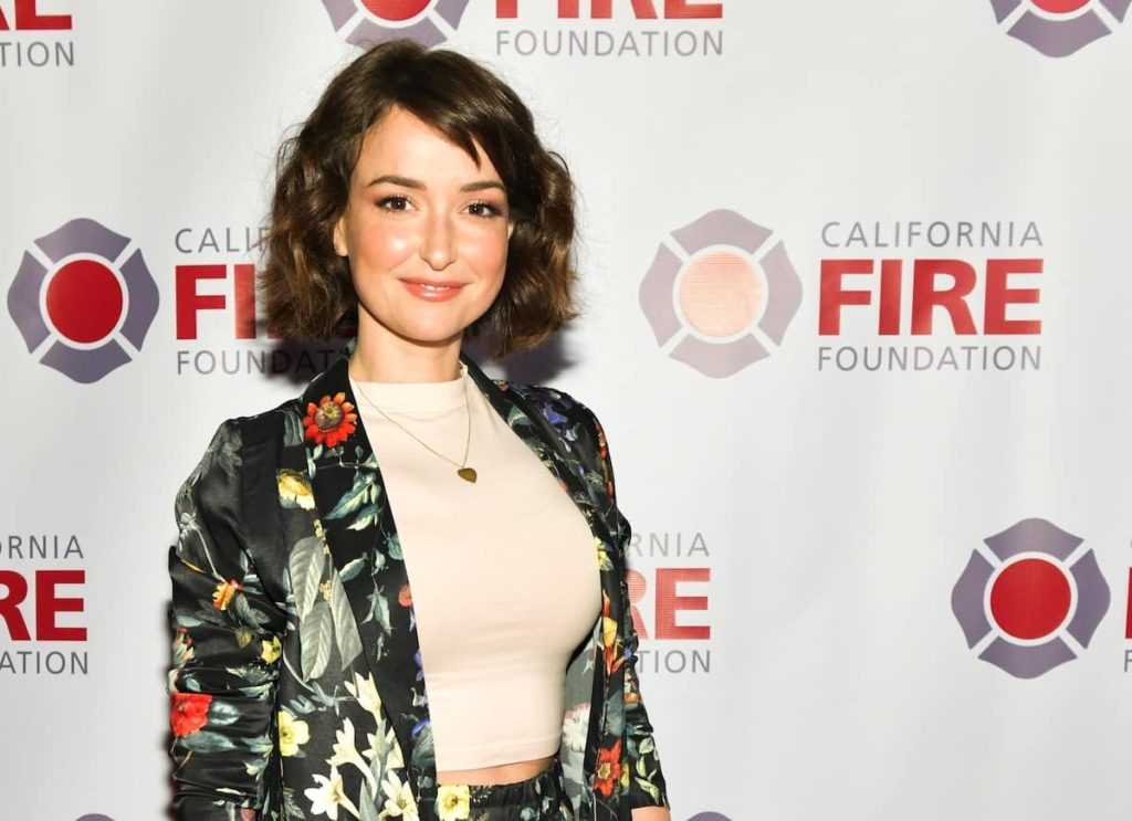 AT&T Girl Milana Vayntrub's Bio: The Stunning Transformation of the Actress
